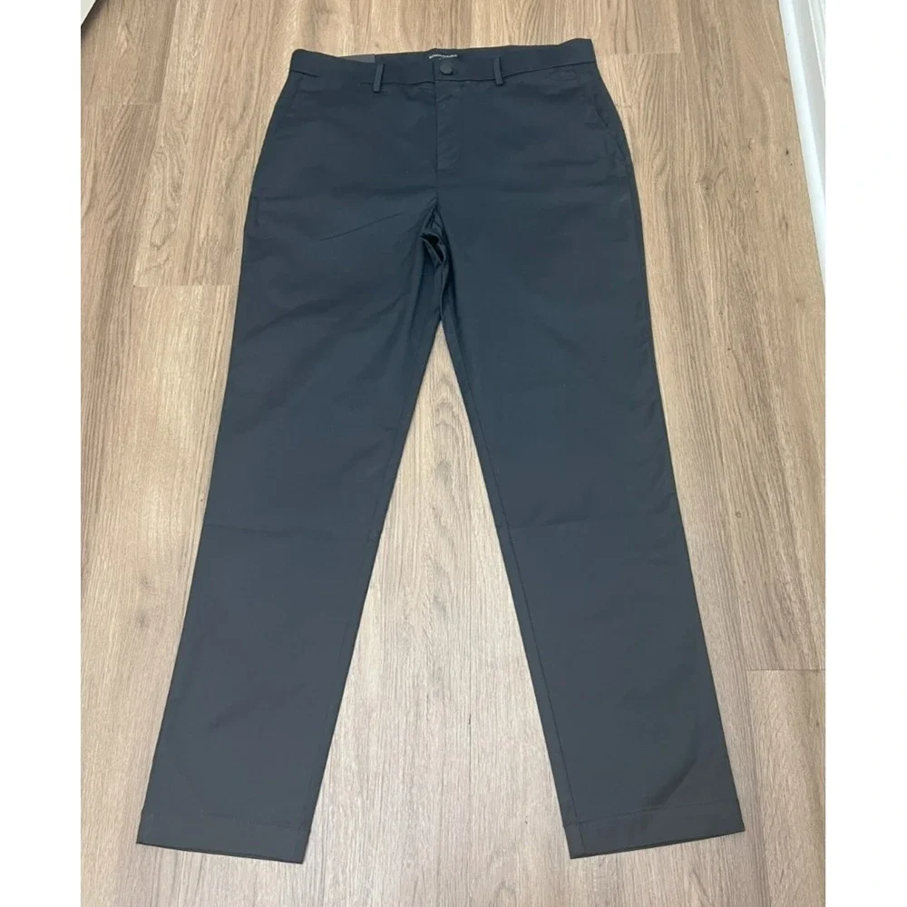 NWT Banana Republic Core‎ Temp Chino Black Slim Fit 34x31 Lightweight Stretch